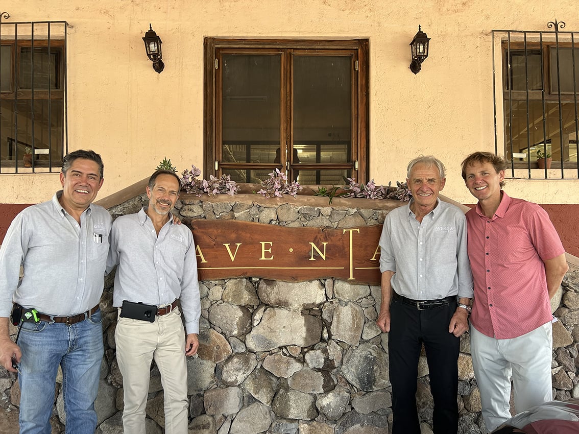 Los cuatro ejecutivos de Aventa